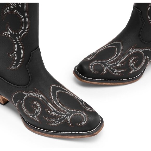 Womens Faux Leather Black Knee High Chunky Heel Side Zipper Embroidered Boots - Picture 4 of 7